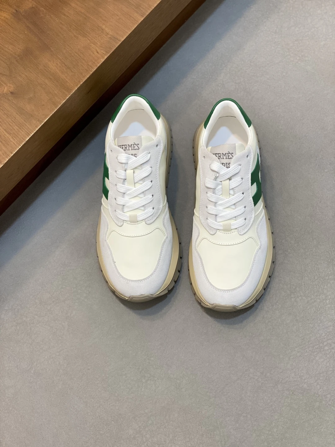 Hermès Sneakers — 510c9bbf