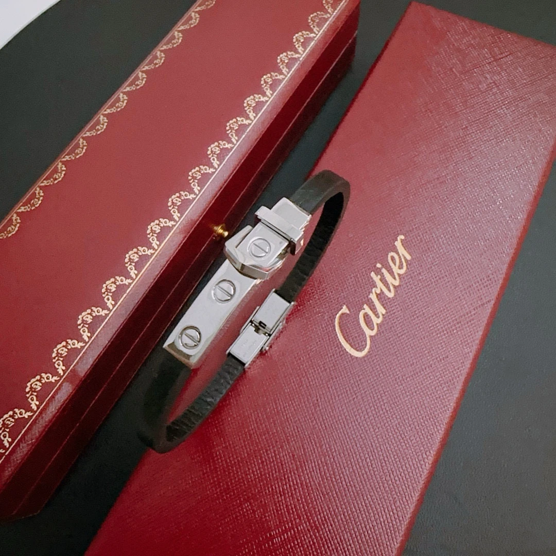 Cartier Jewellery — e3483b11