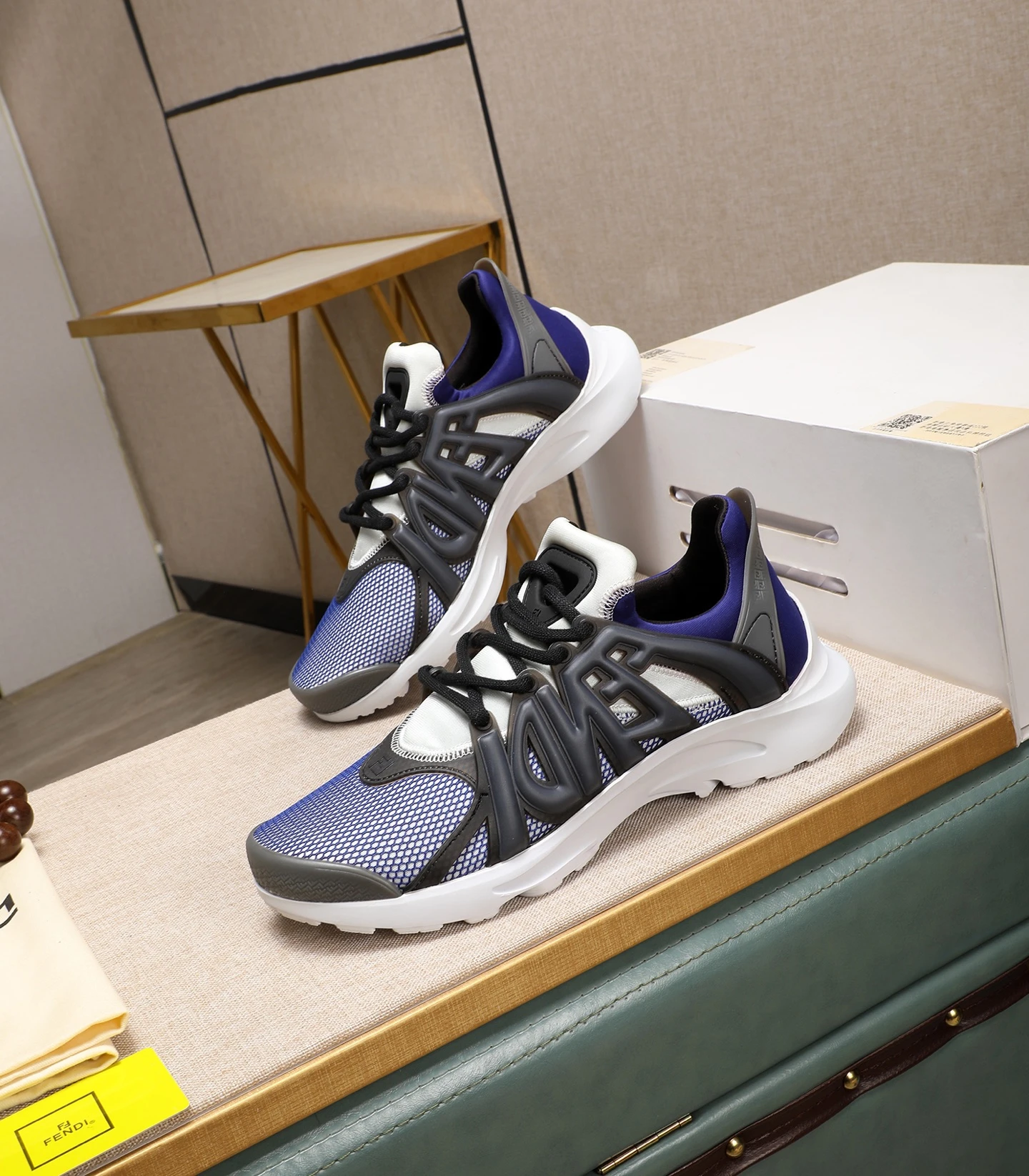 Fendi Sneakers — 8c6c6e62