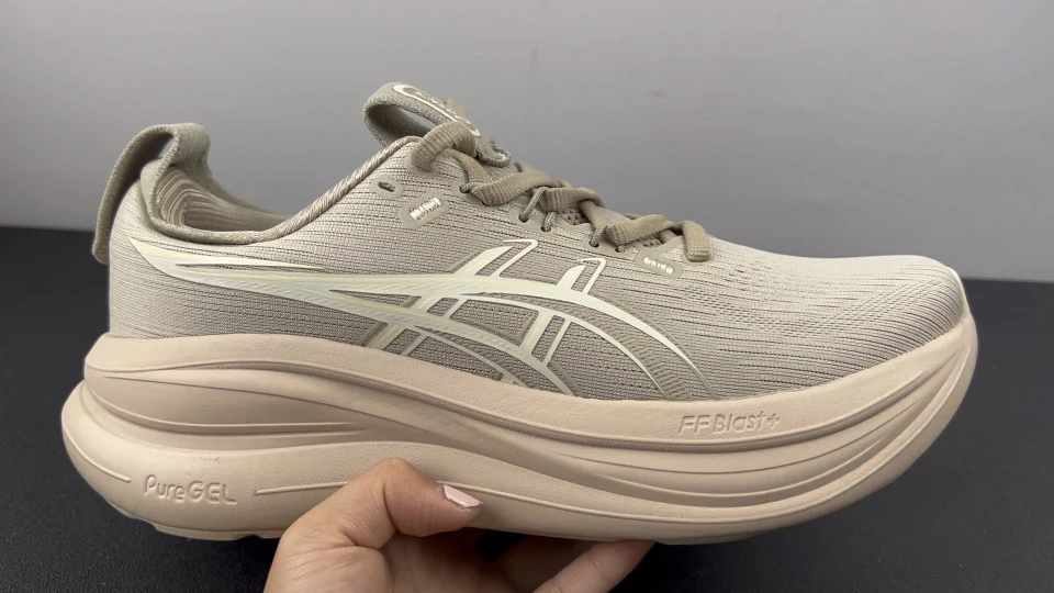 Asics Shoes — b69e7903