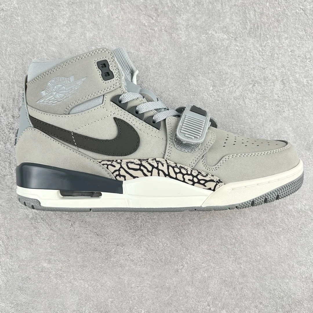 Nike Shoes — c7cbdf06