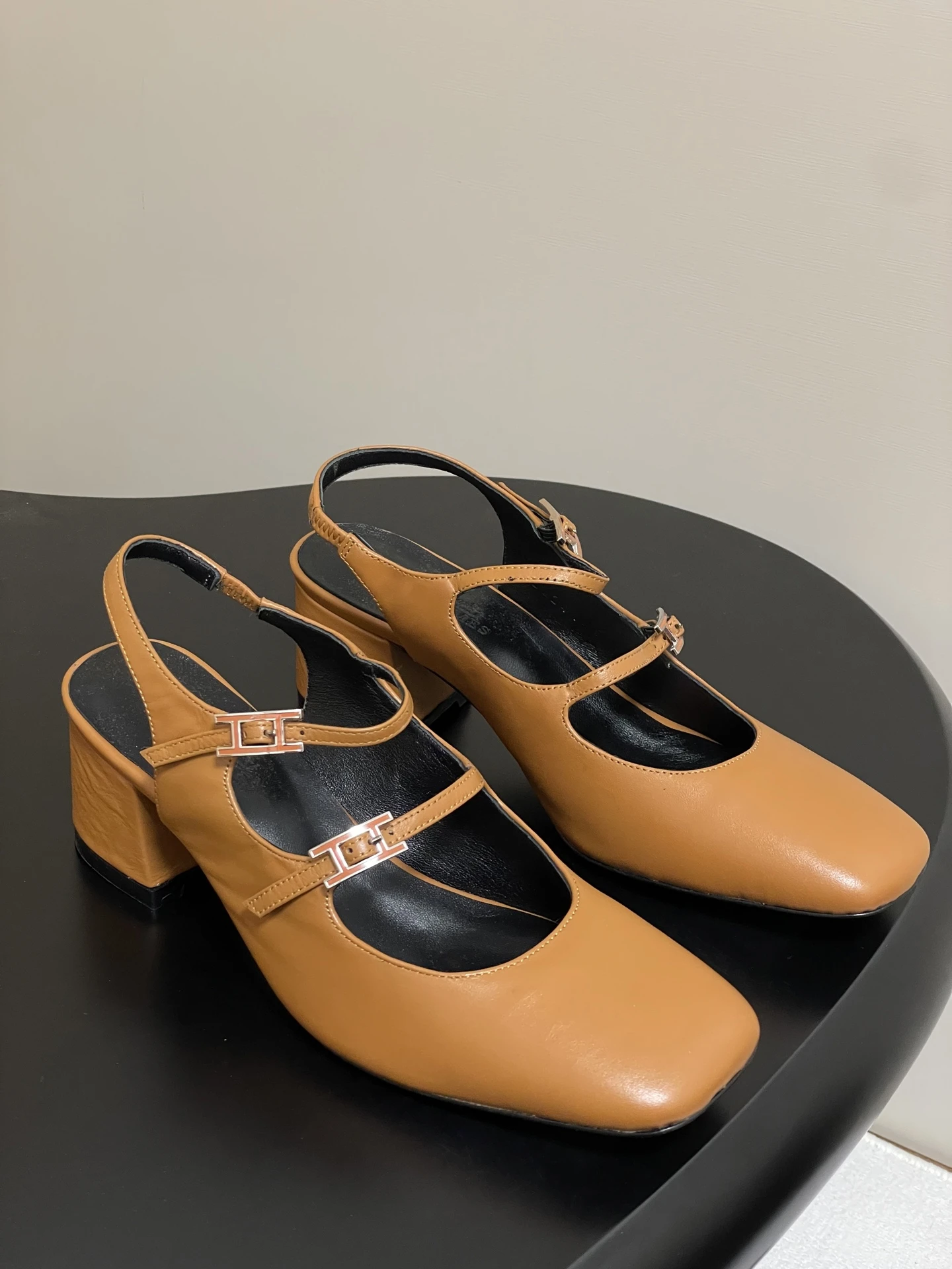 Hermès Sandals — 415d4afb