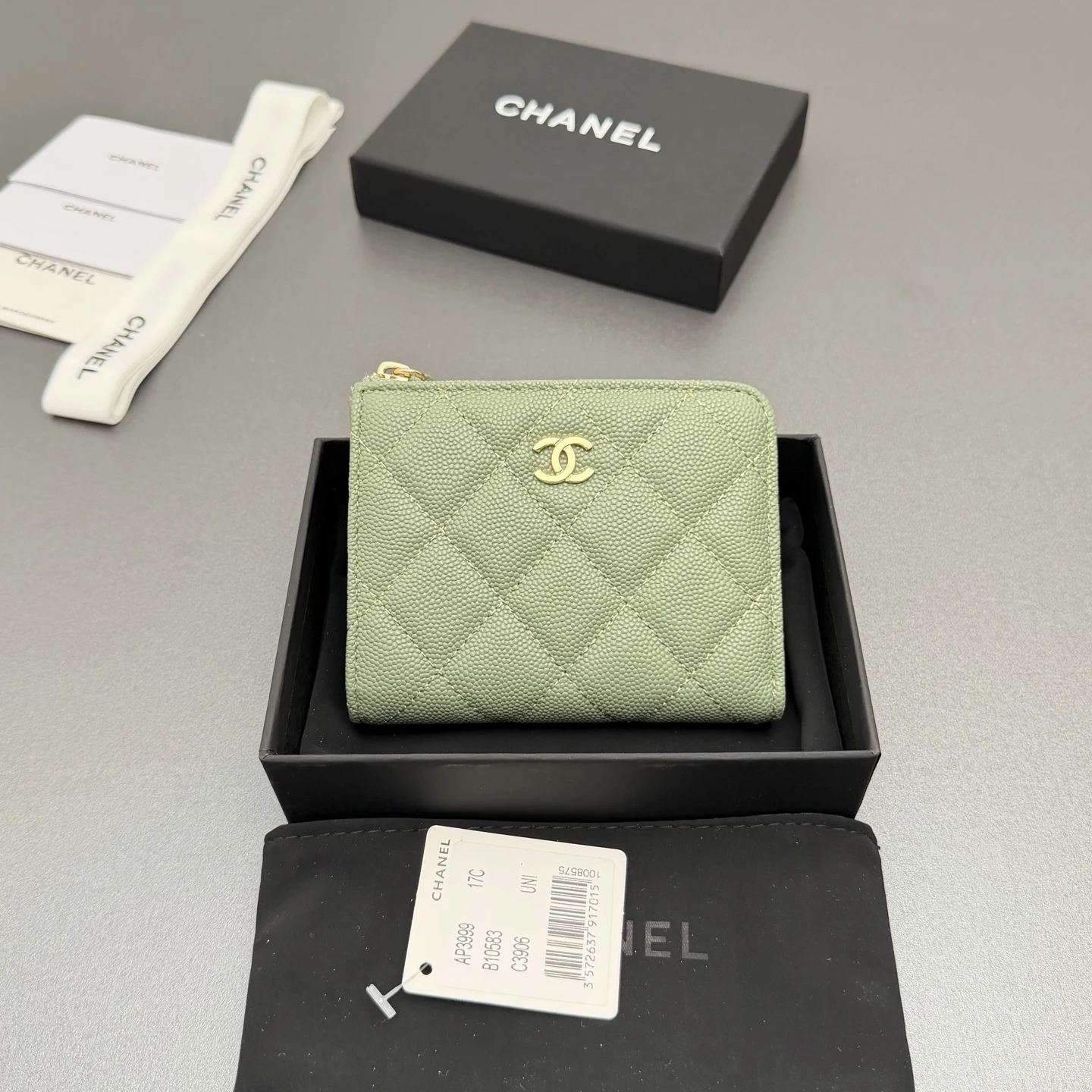 Wallets — 4d22721a