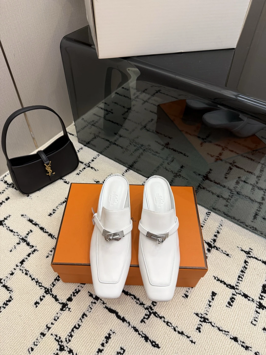 Hermès Sandals — 4fc2aa44