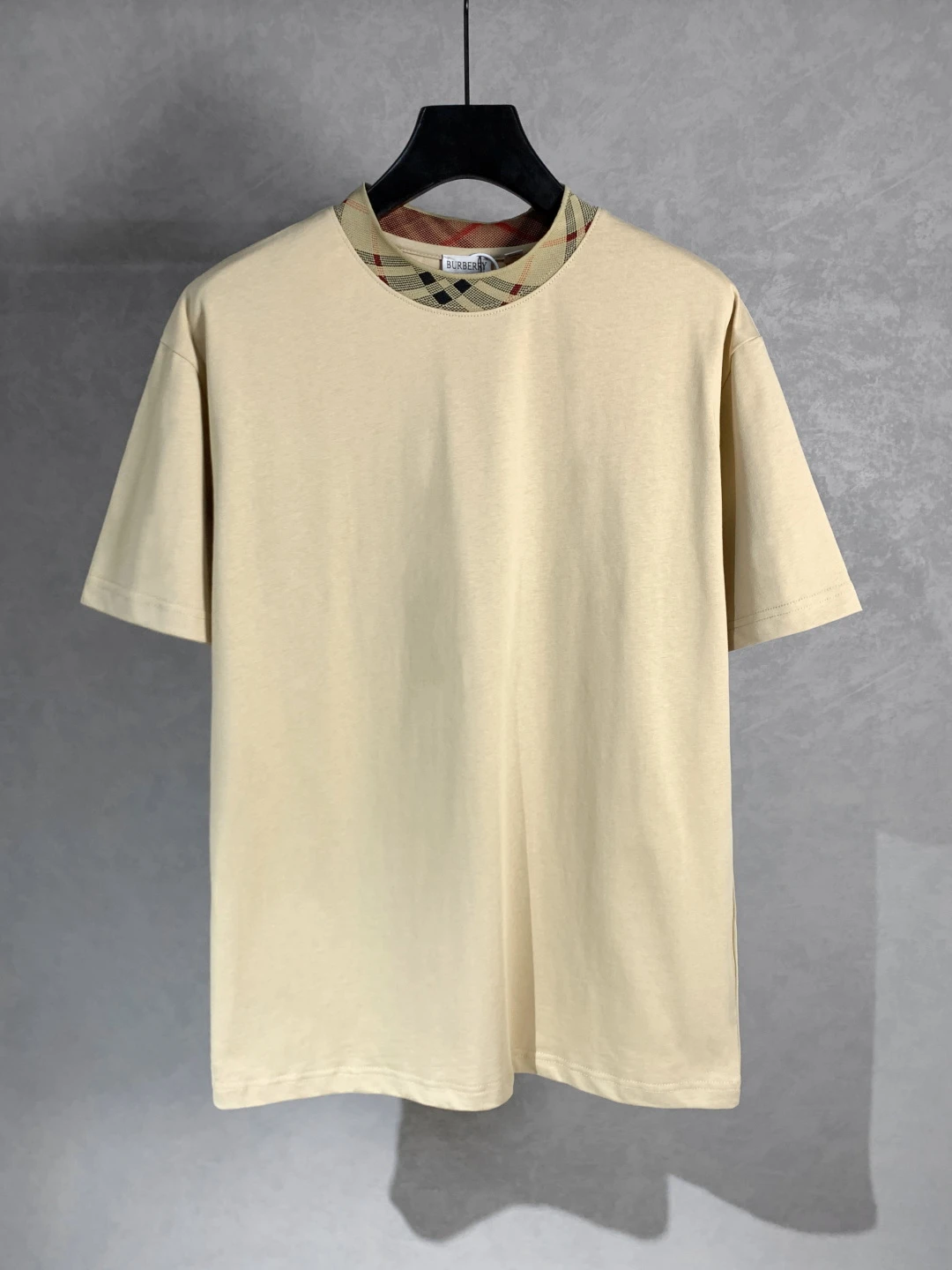 Burberry T-Shirt — 8b6ad5b1