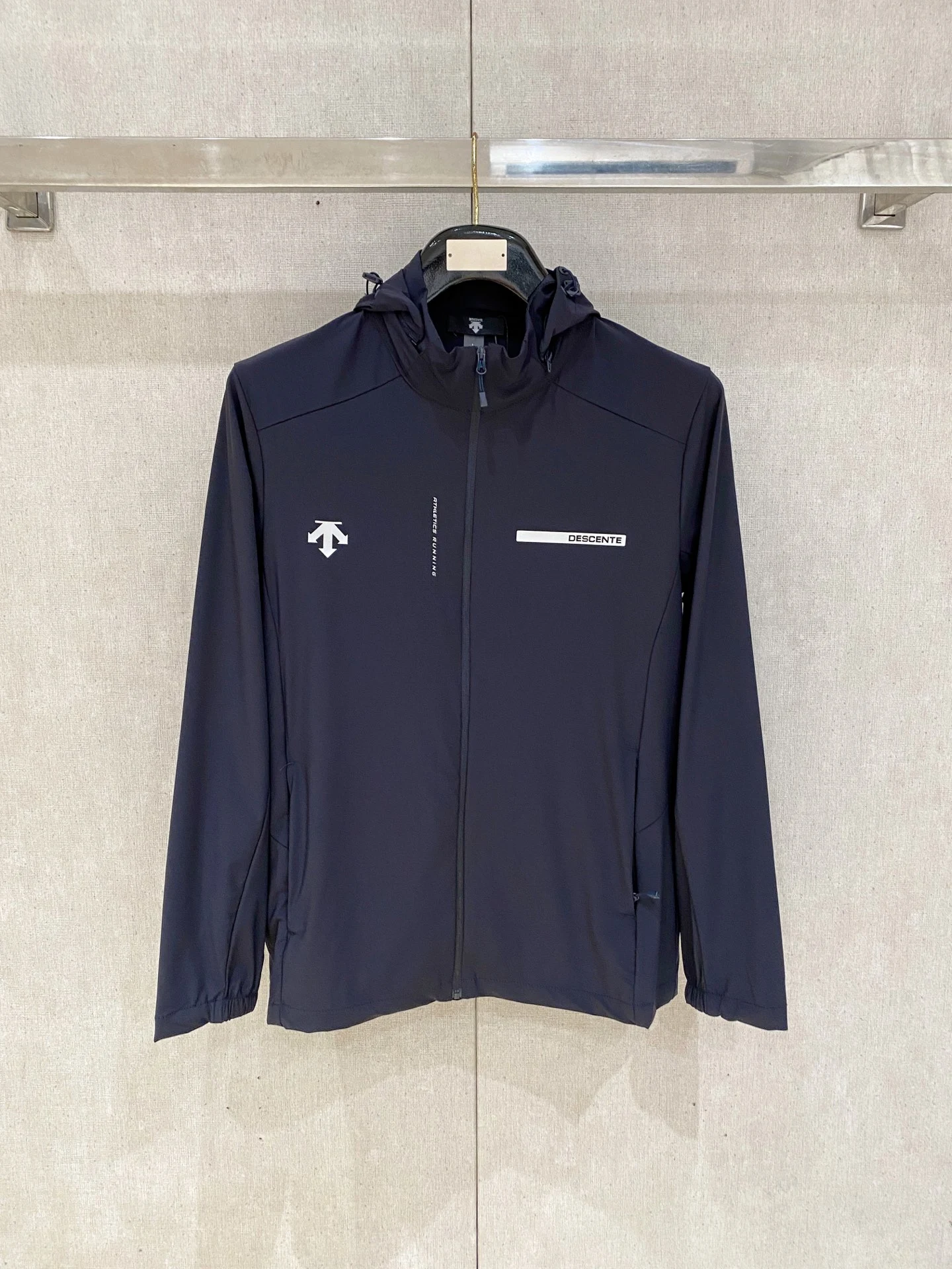Jackets — e2071a77