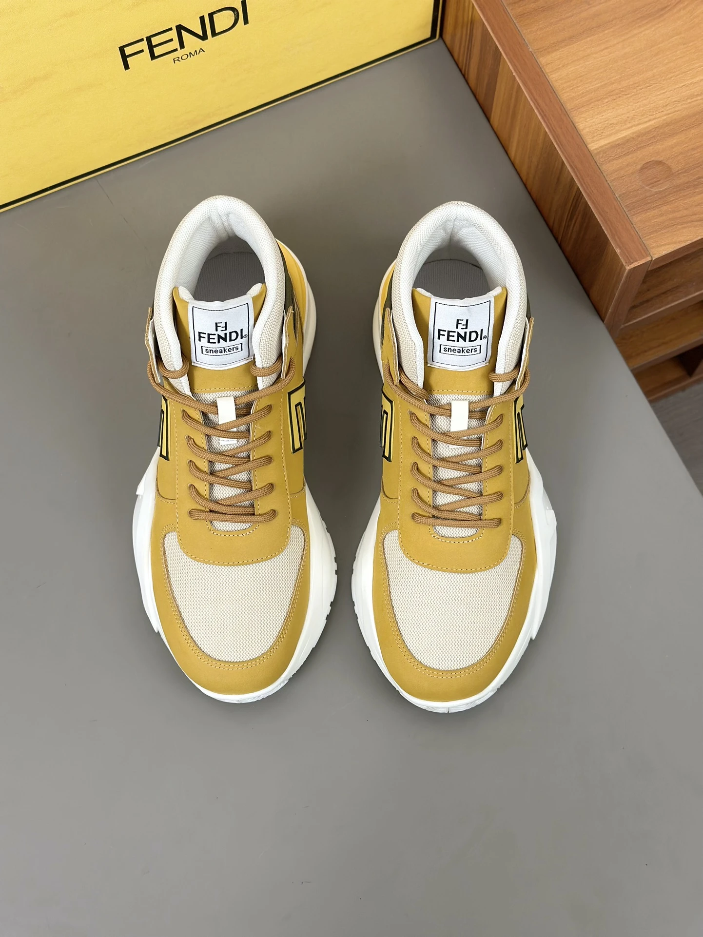Fendi Sneakers — e866af67