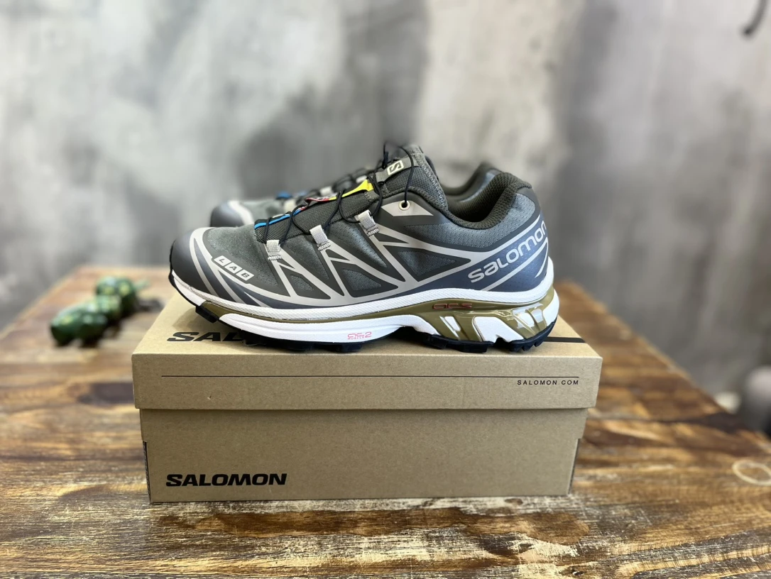 Salomon Sneakers — cfb21c3b