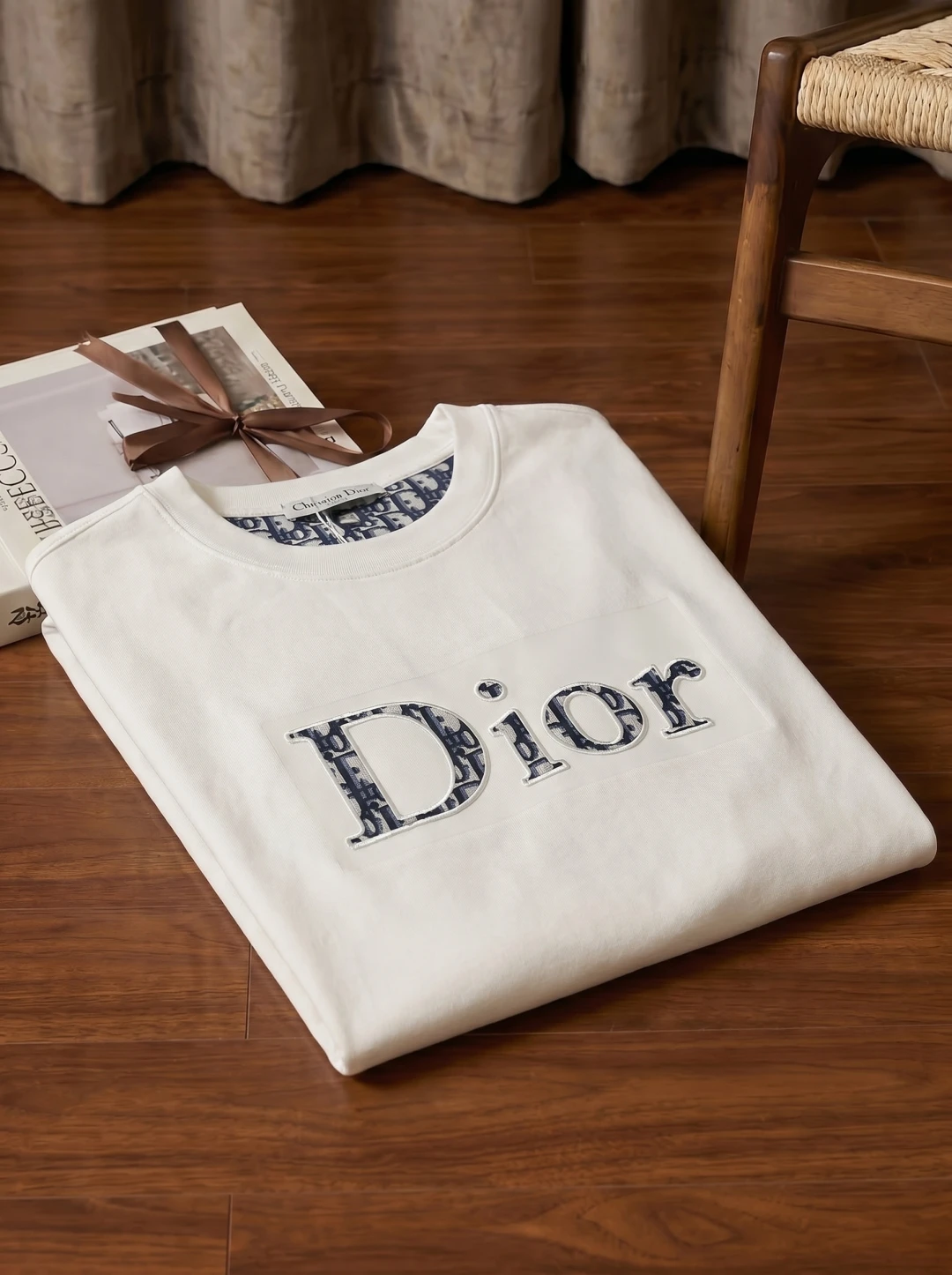 Dior T-Shirt — e4a91e6d