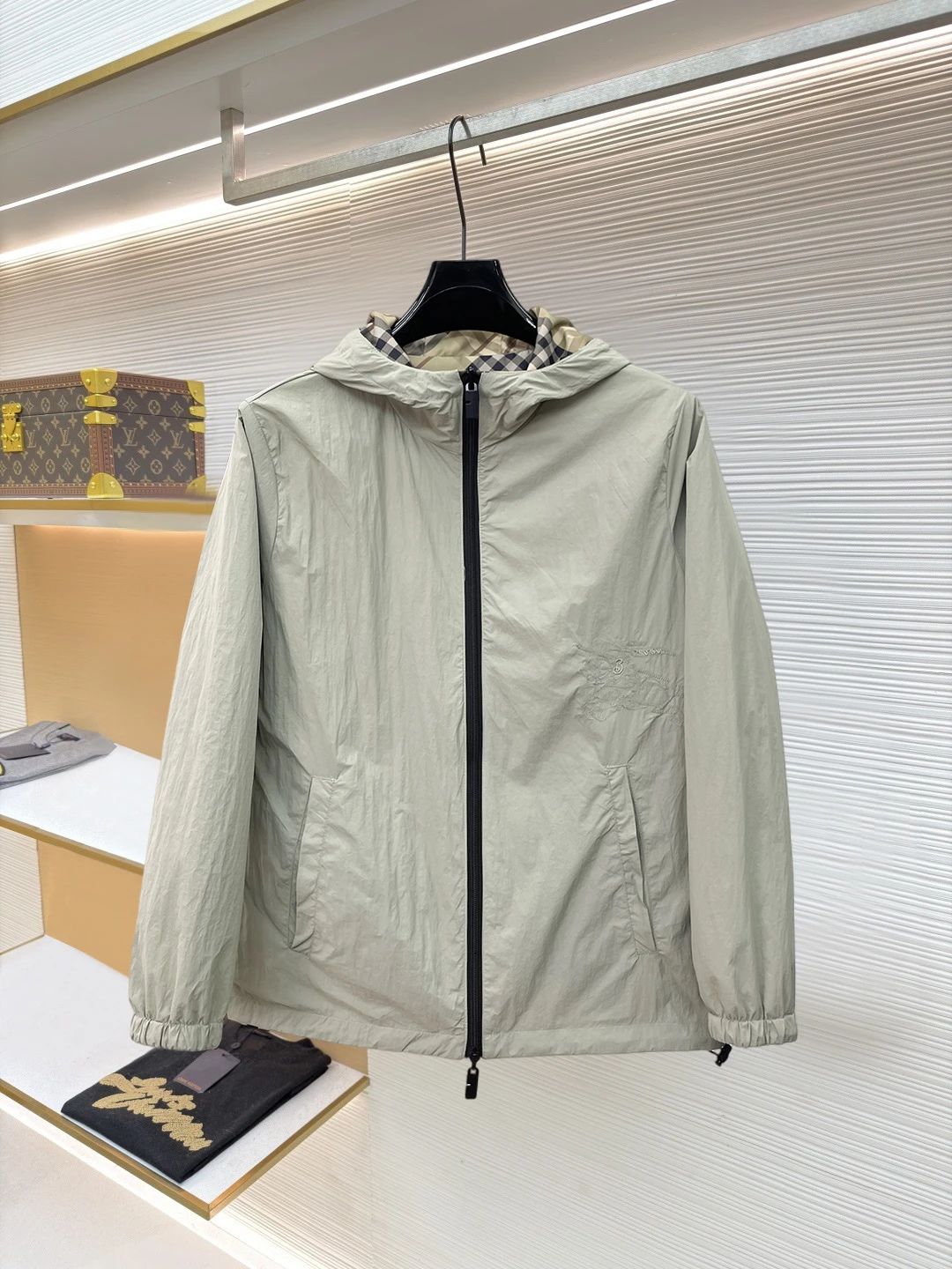 Burberry Jackets — 86e0eb16