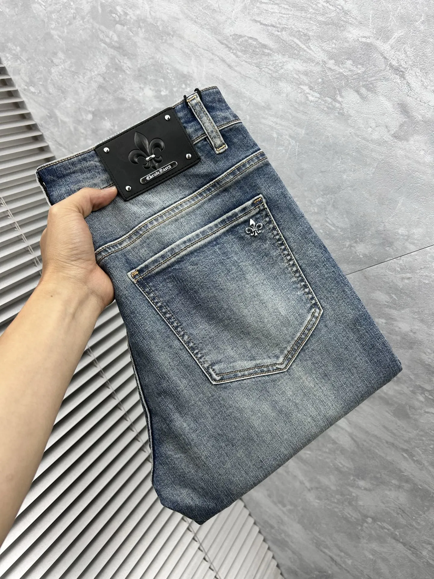 Jeans — 7c990236