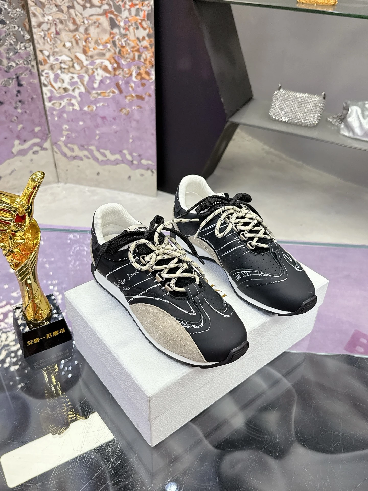 Dior Sneakers — 23eaca65