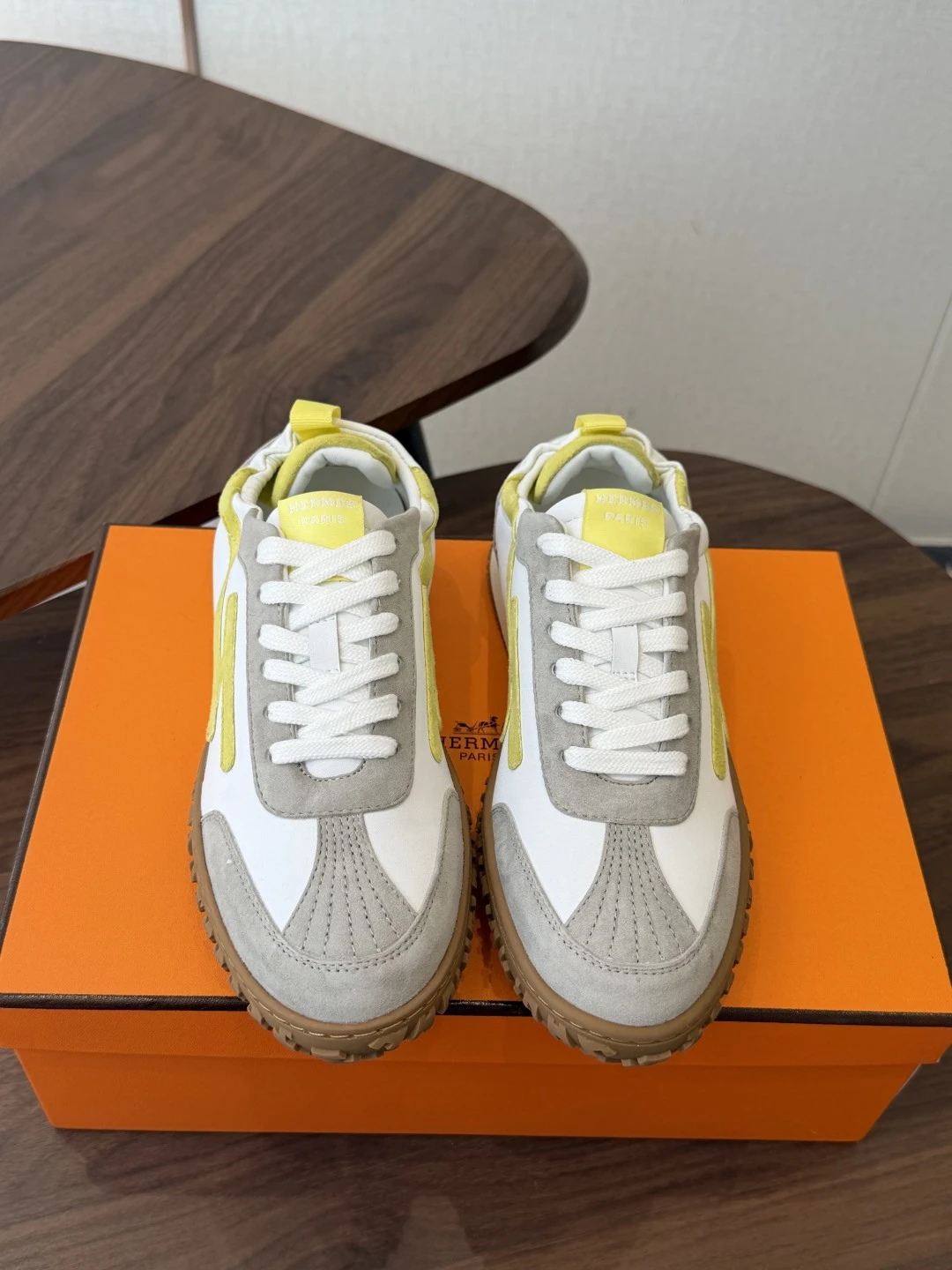 Hermès Sneakers — 8e37f75a