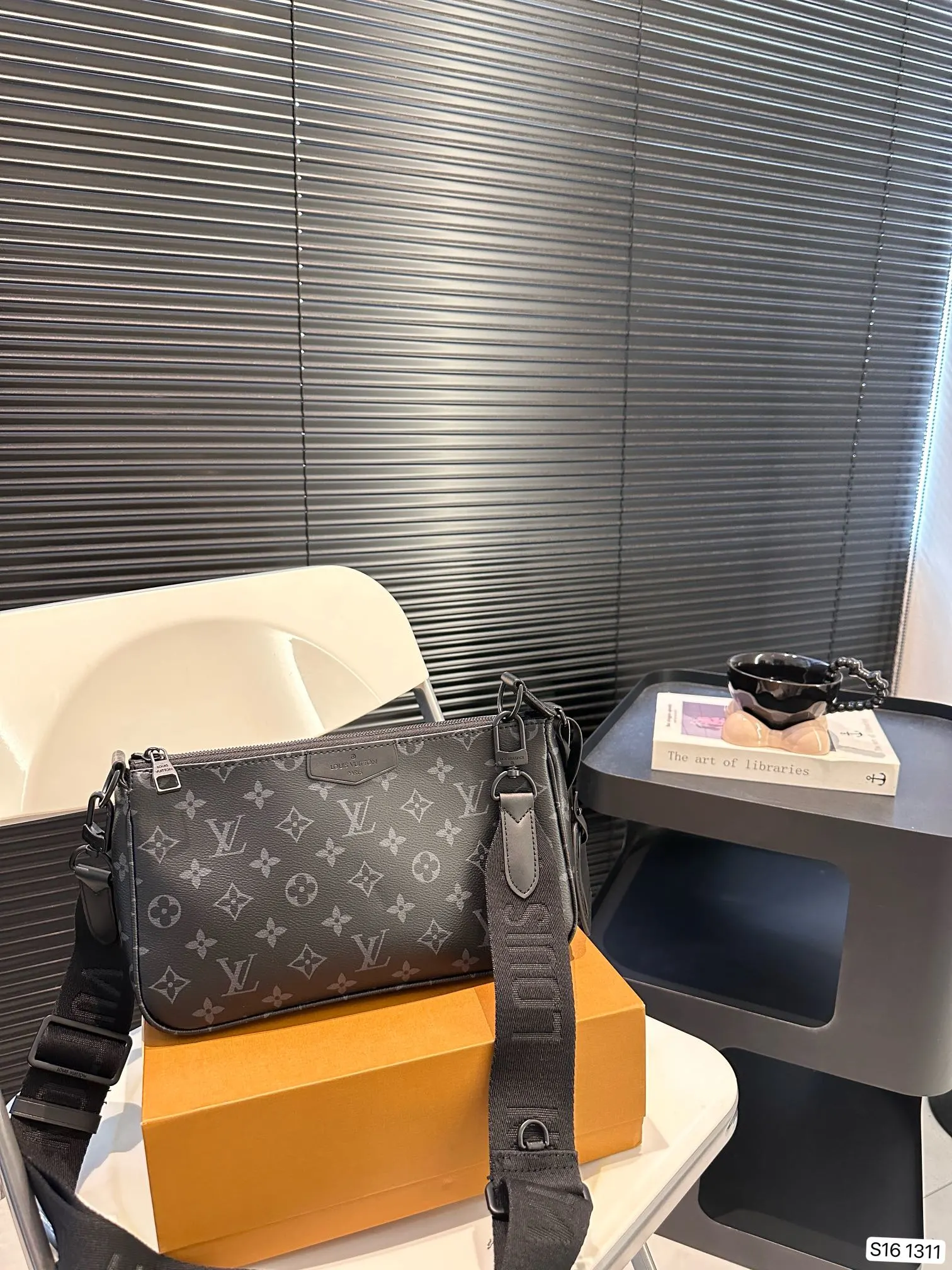 Louis Vuitton Bag — bdec8551