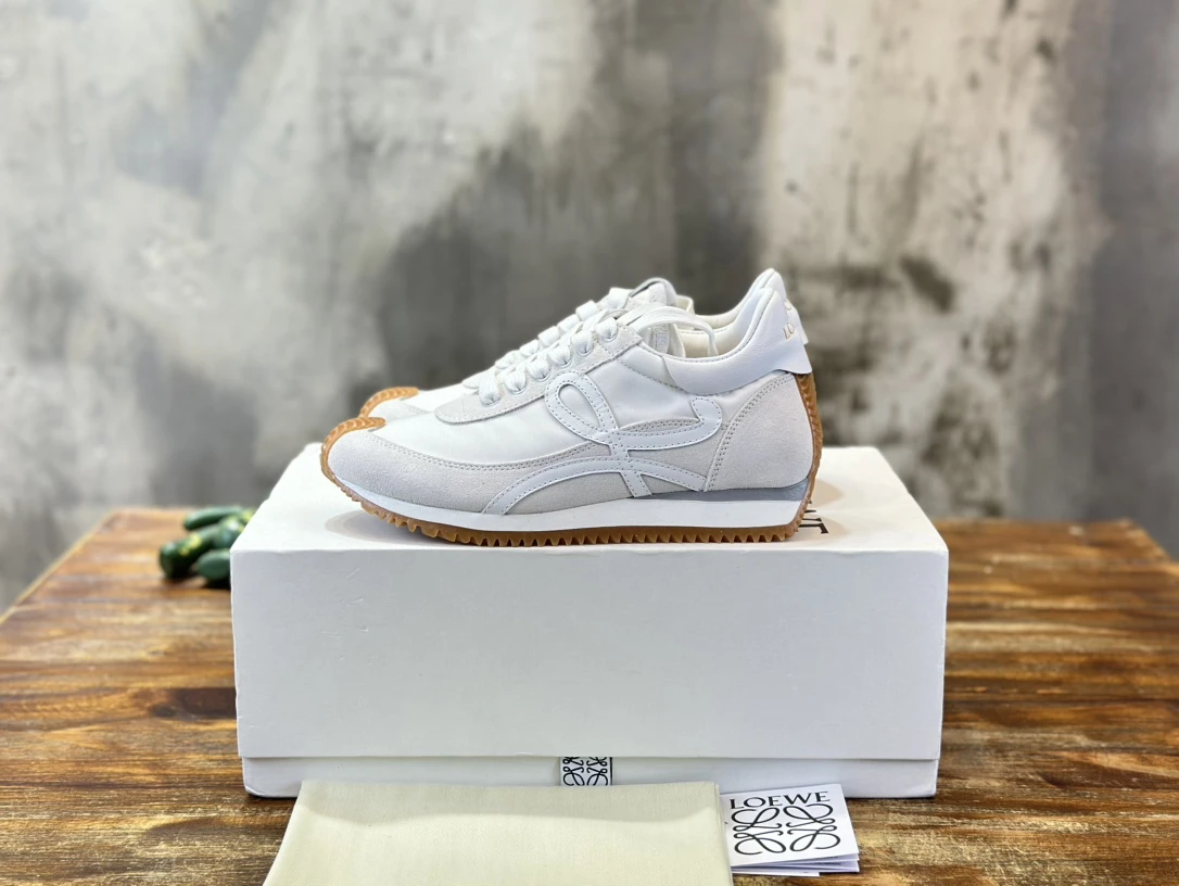 Loewe Sneakers — fef10aa9