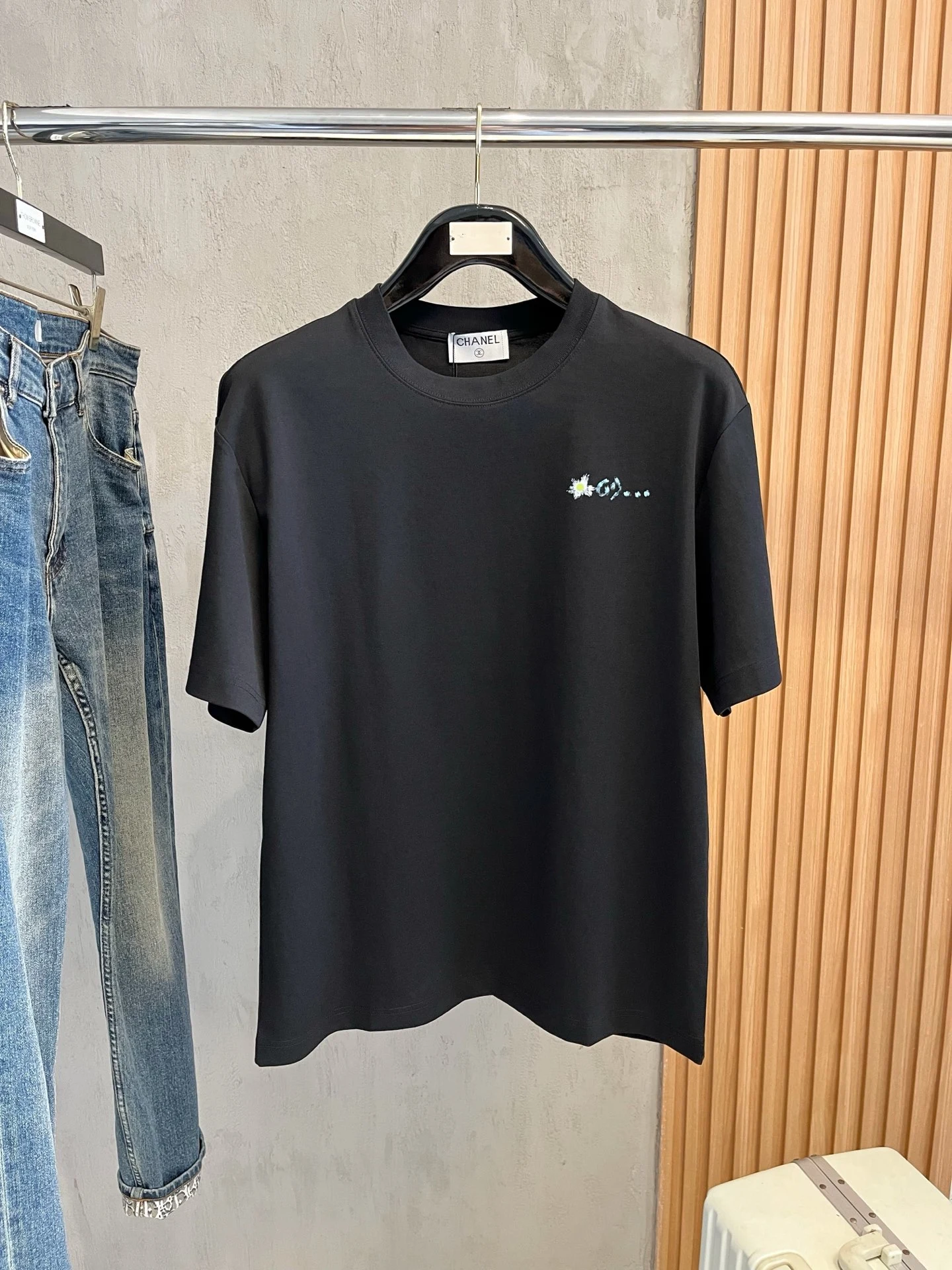 Chanel T-Shirt — 56de2360