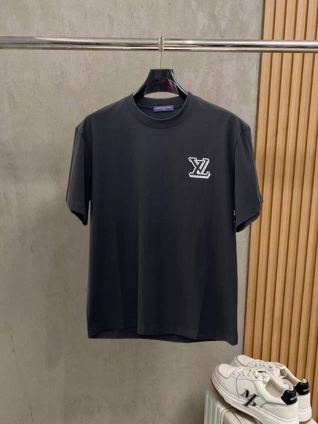 Louis Vuitton T-Shirt — 3fc0246a