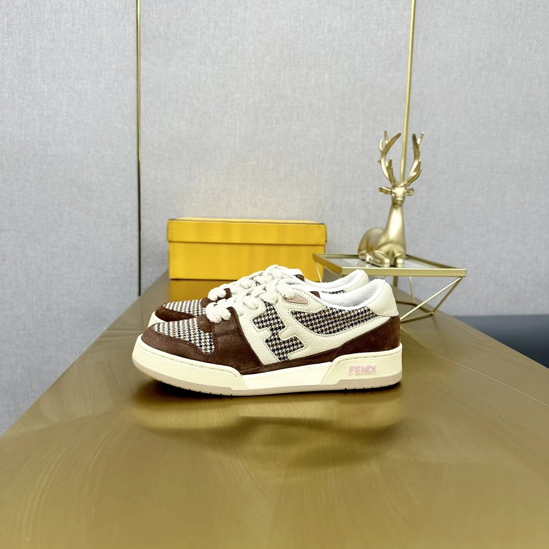 Fendi Sneakers — cec8a61b