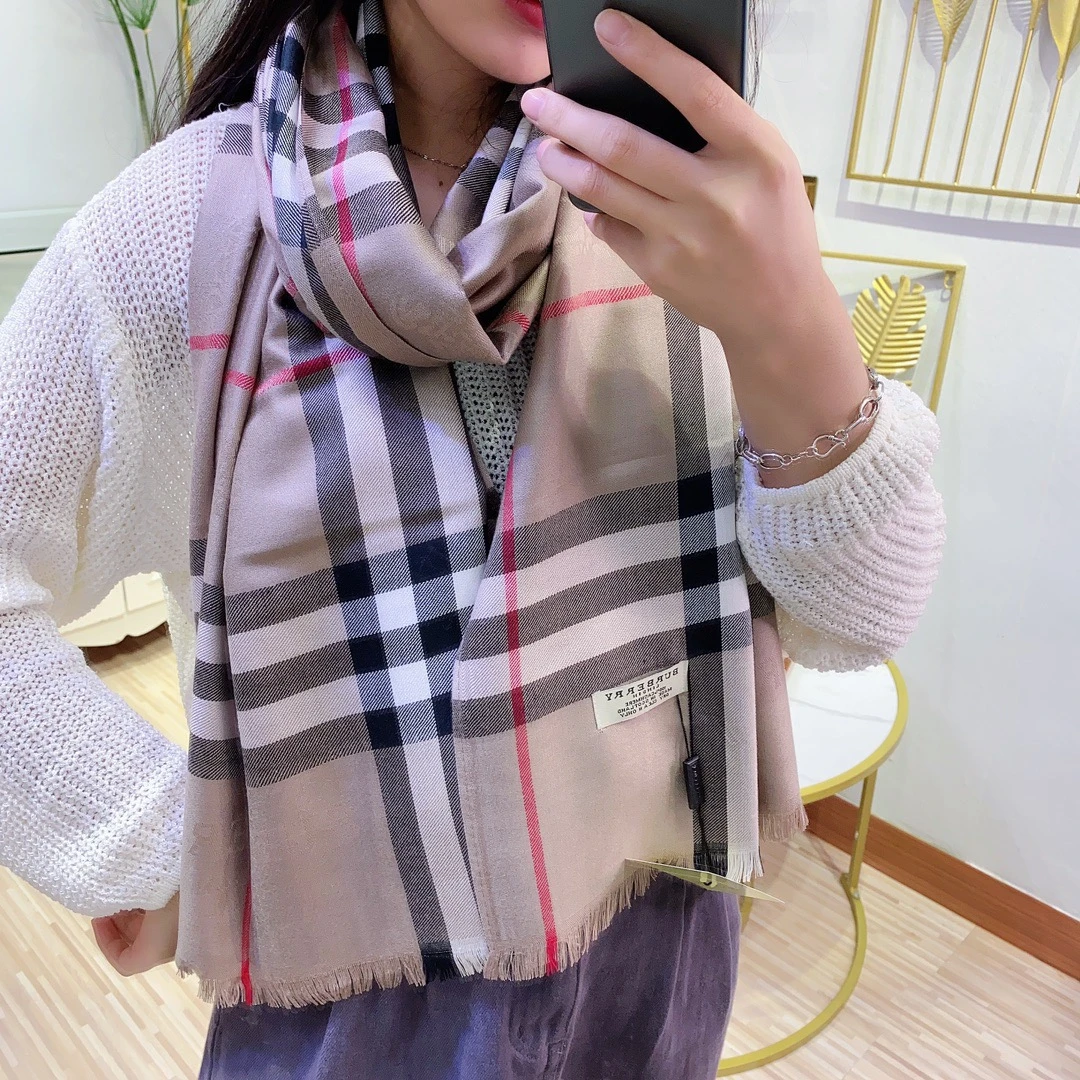 Burberry Scarves — e7a76379