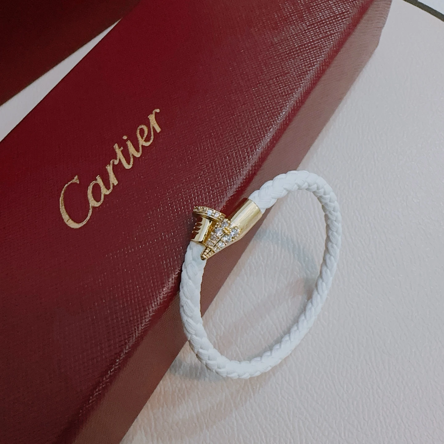 Cartier Jewellery — b240e048