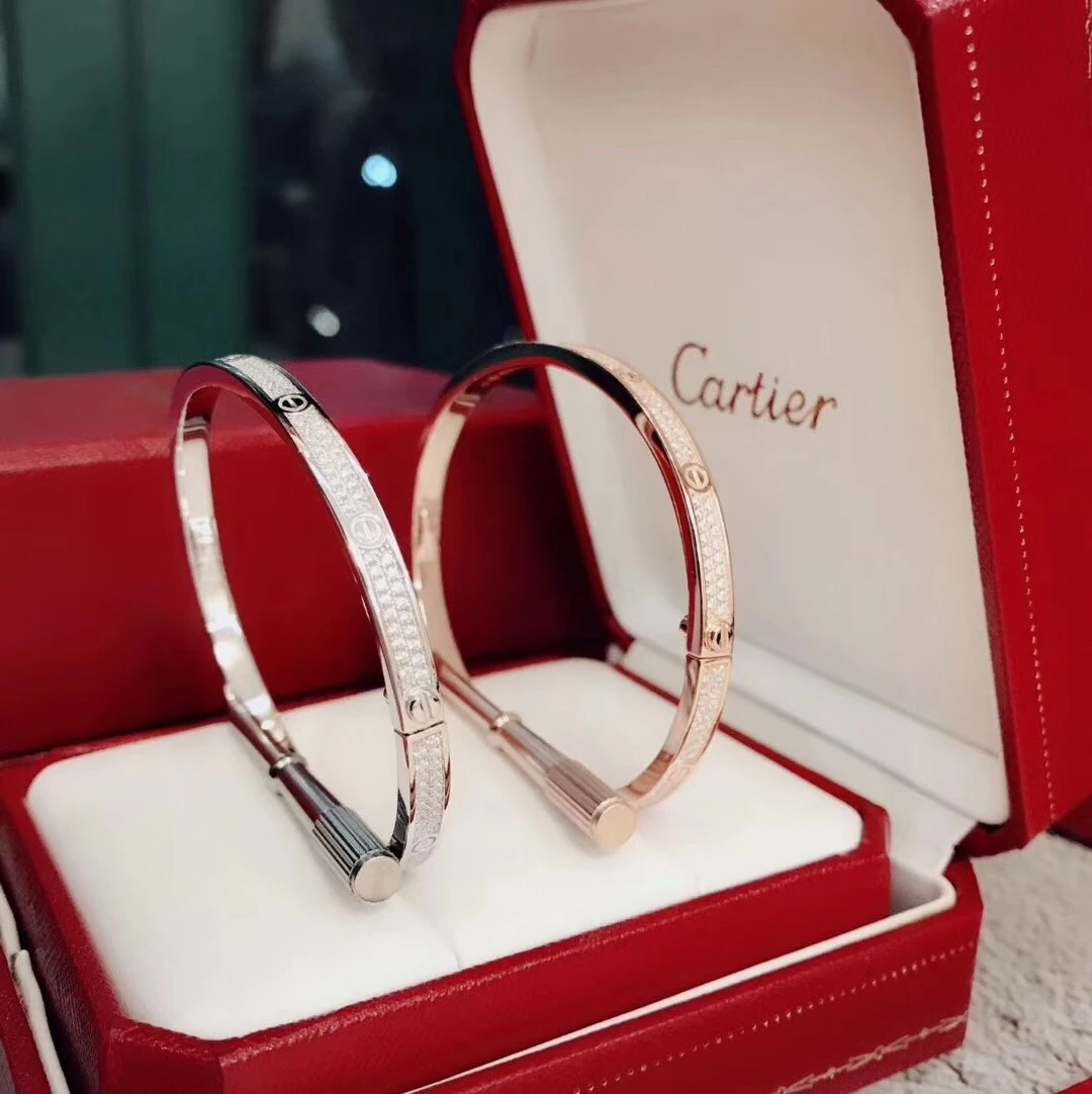 Cartier Jewellery — 0f113009