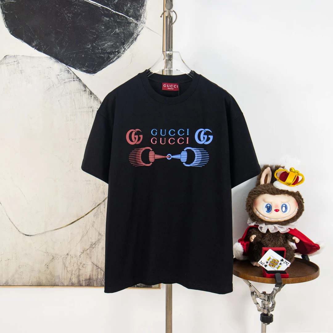 Gucci T-Shirt — a6446587