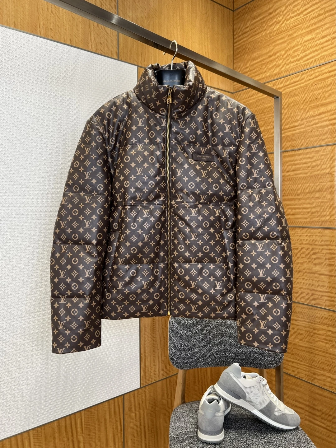 Louis Vuitton Down Jacket — b5ff43b8