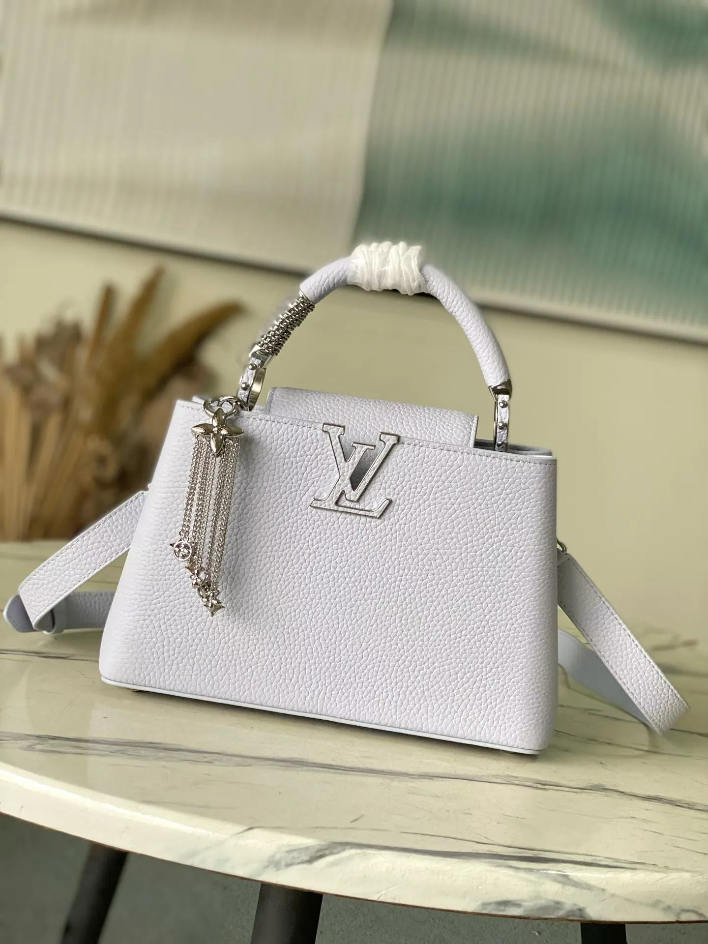 Louis Vuitton Bag — b963a611