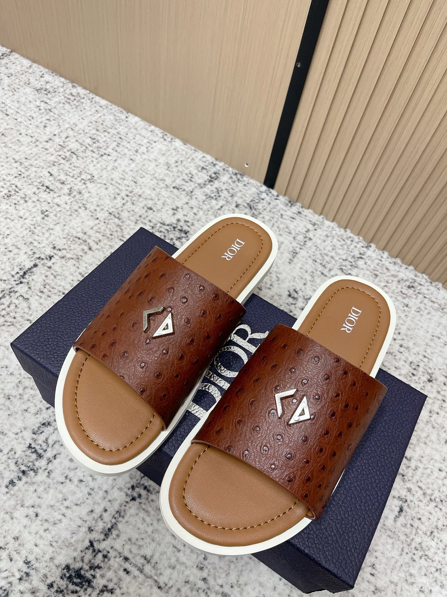 Dior Slippers — 8ae4c9c1