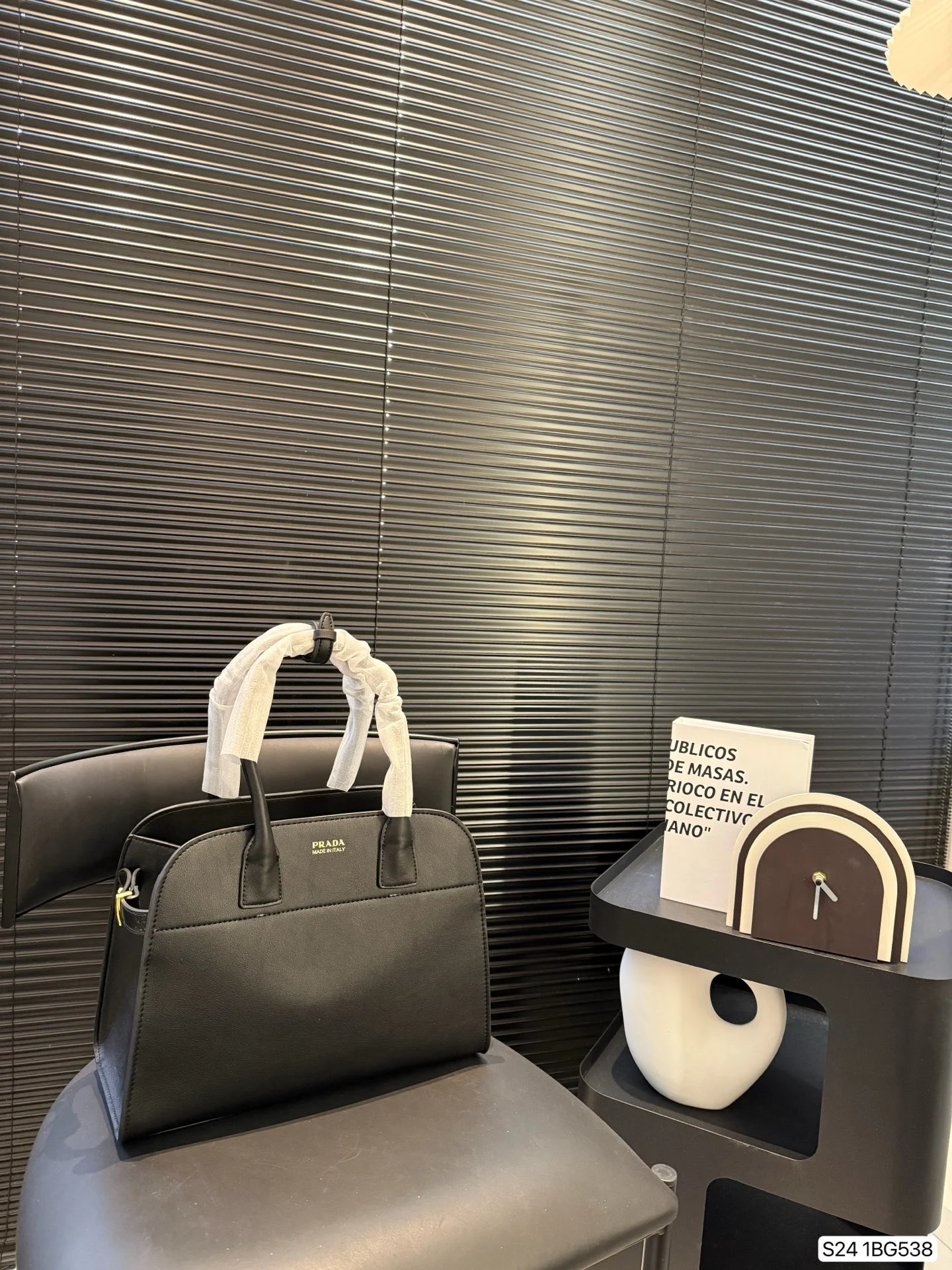 Prada Bag — 5ce65a8c