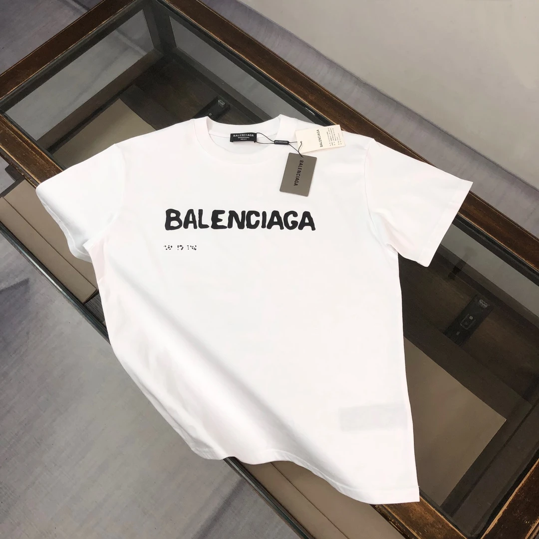 Balenciaga T-Shirt — 106bafd9