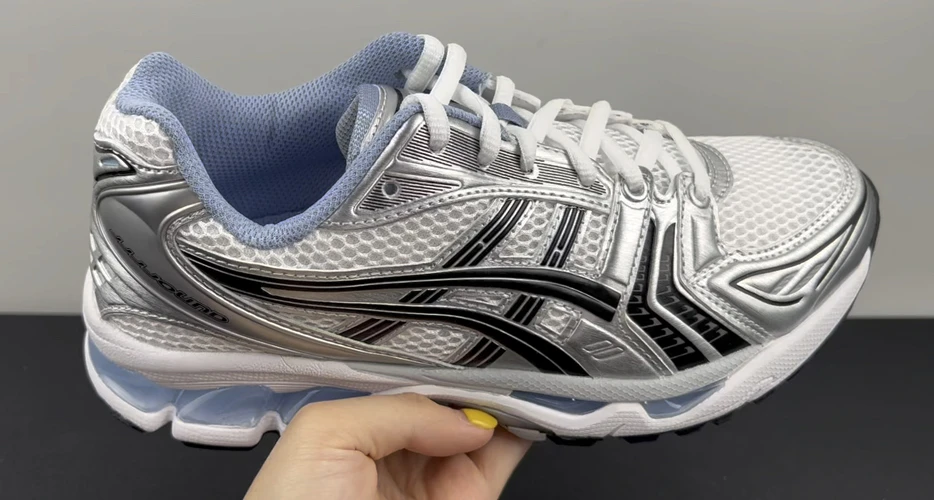 Asics Shoes — 5d4d757b