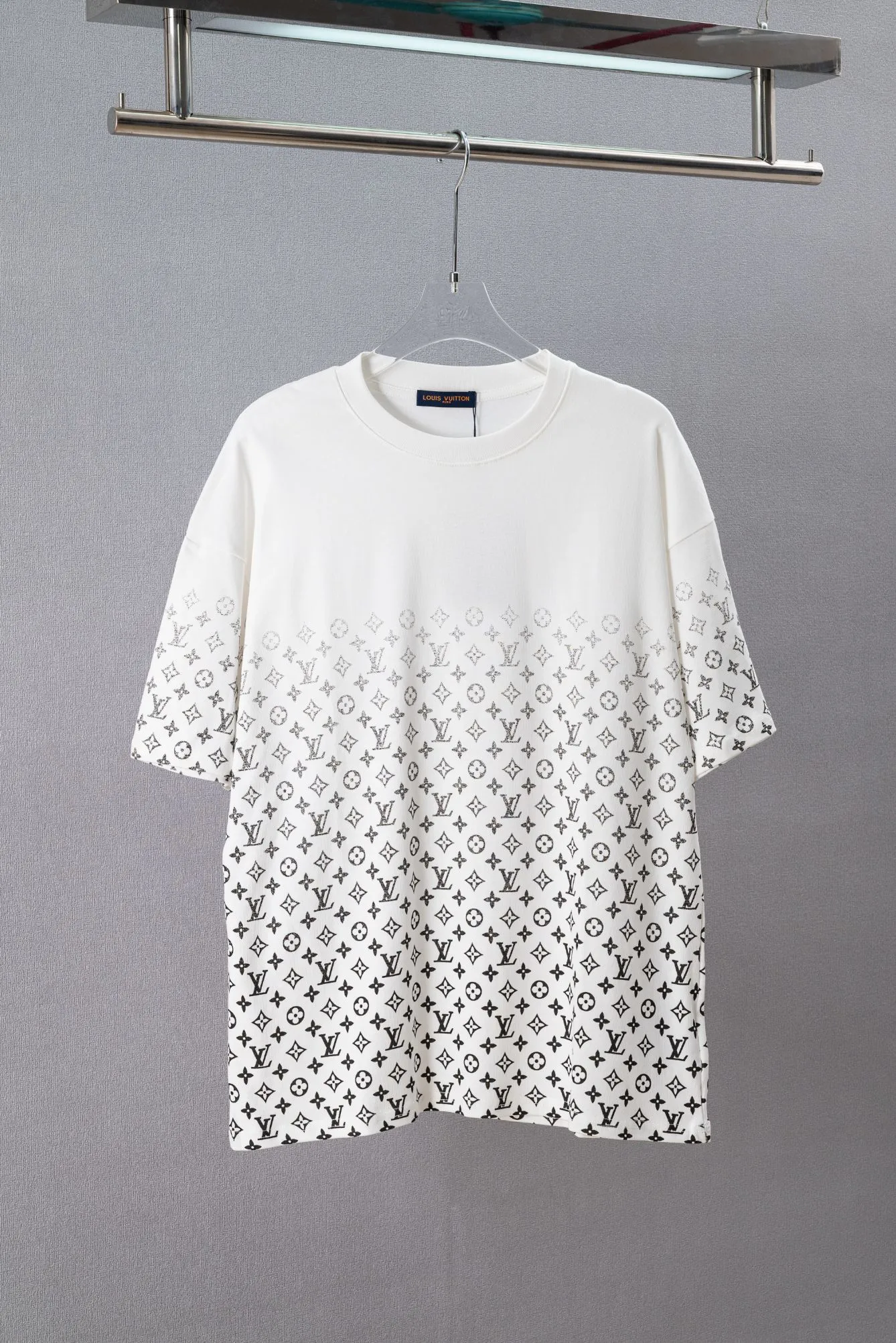 Louis Vuitton T-Shirt — 7e216af8