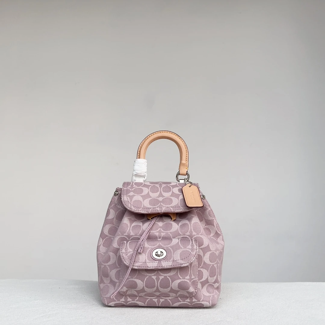 Coach Bag — d2a9cdef