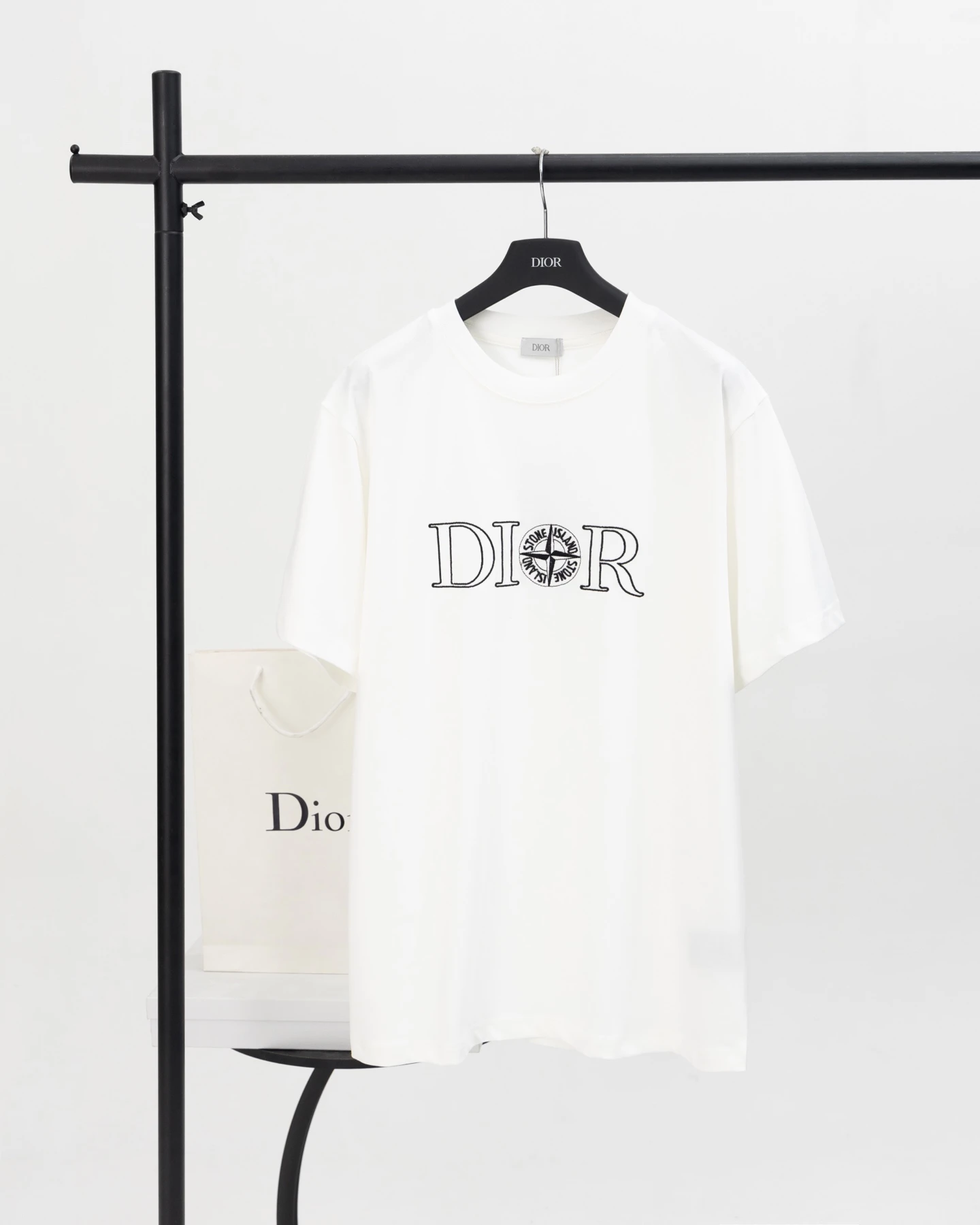 Dior T-Shirt — 6e96fe6f