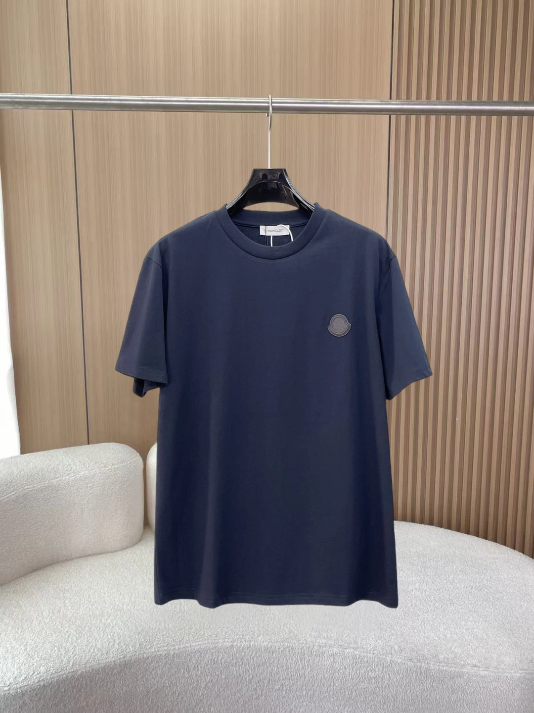 Moncler T-Shirt — 3b92e5a4
