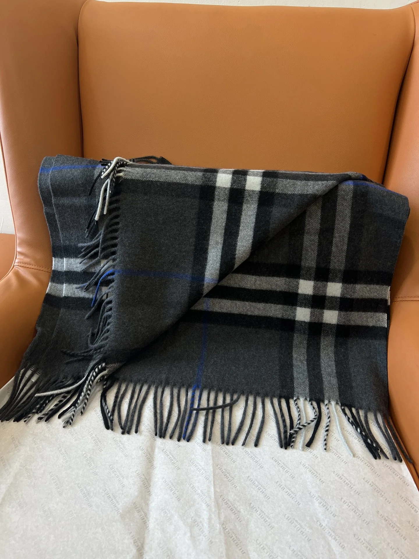 Burberry Scarves — 4517b47e