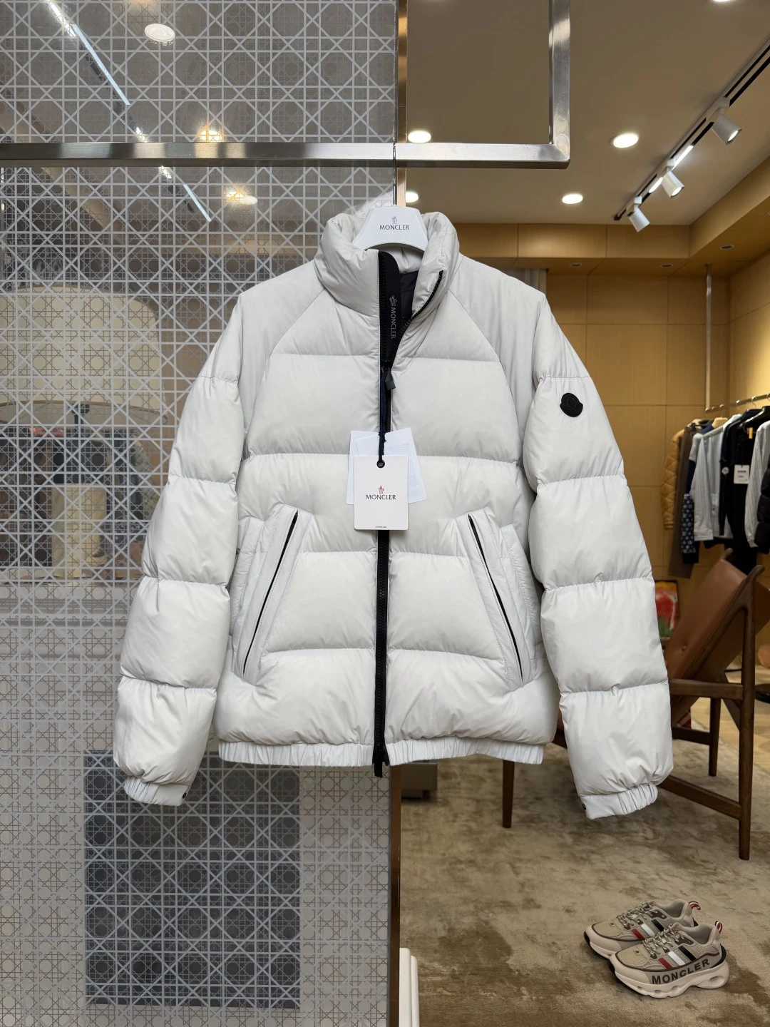 Moncler Down Jacket — 4ed134b3