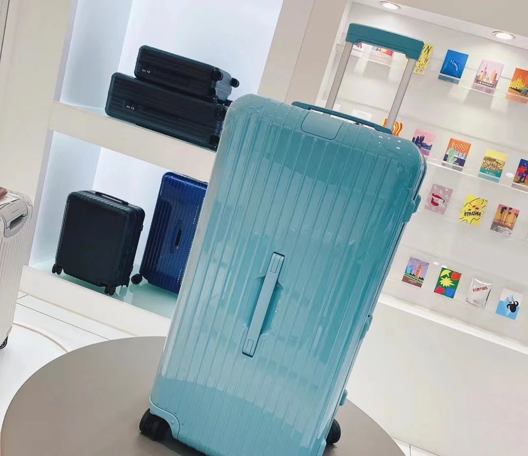 Rimowa Luggage — 53528db0