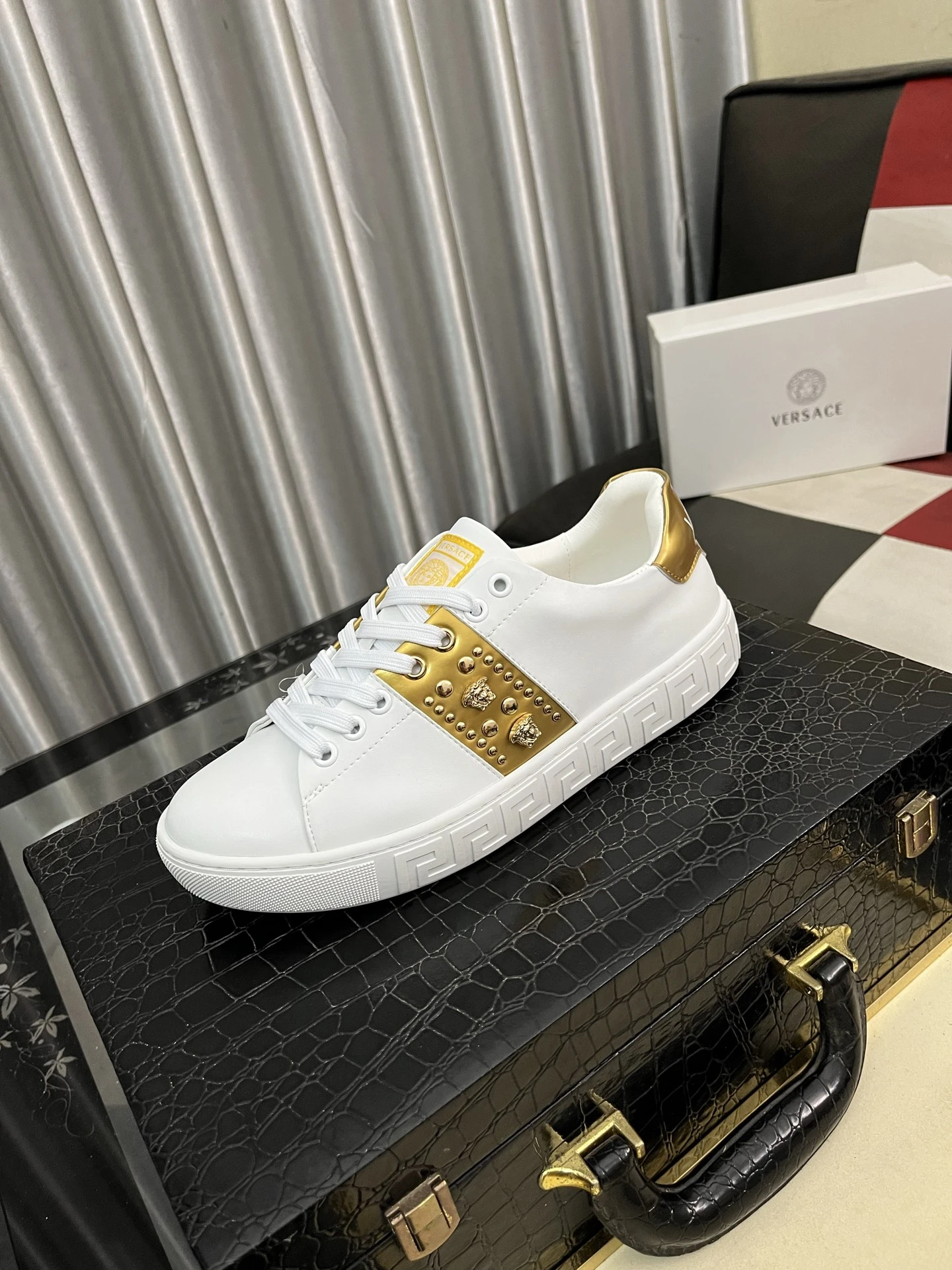 Versace Dress Shoes — 102ce7bf