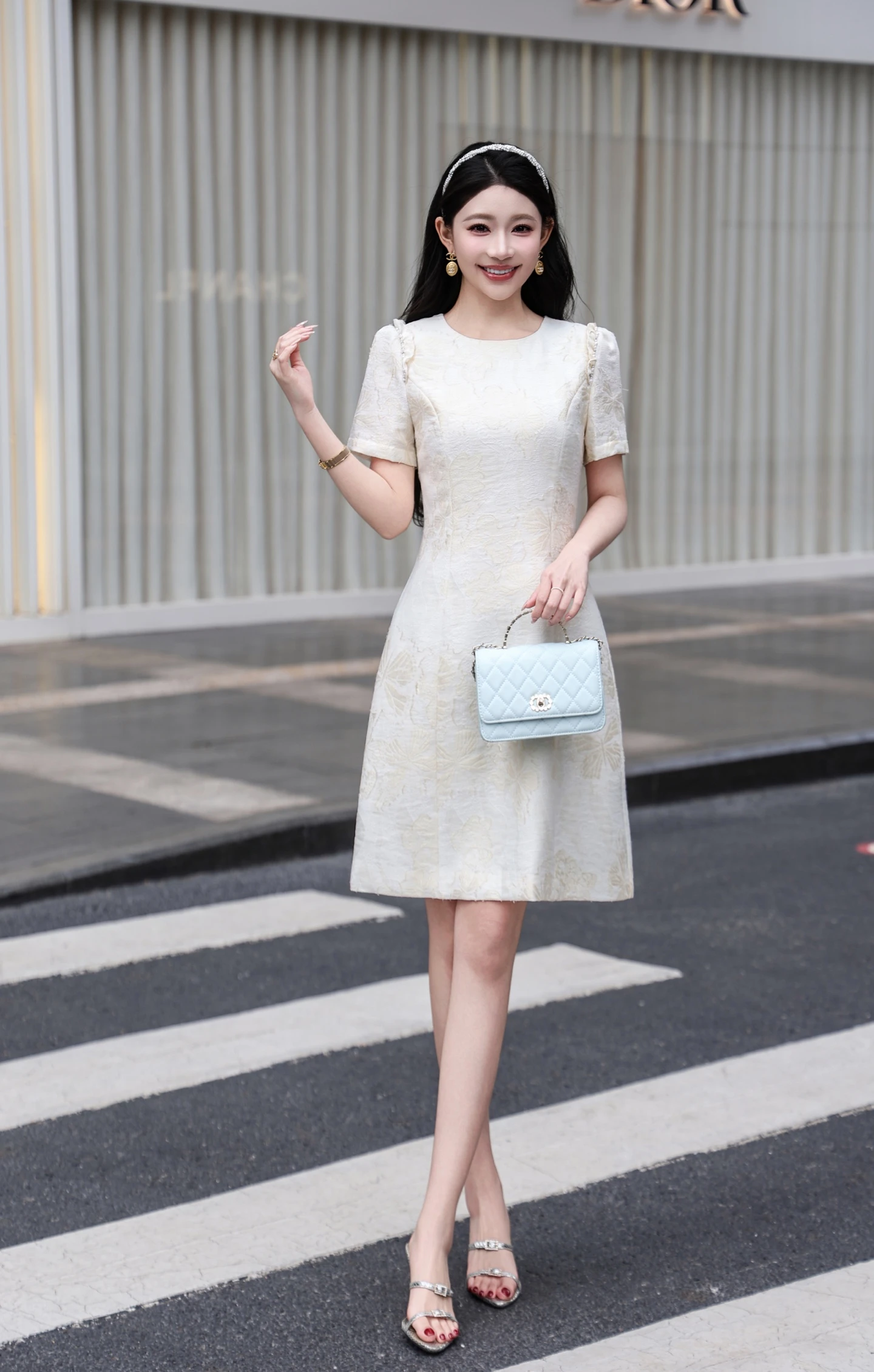 Dresses — 317e06db