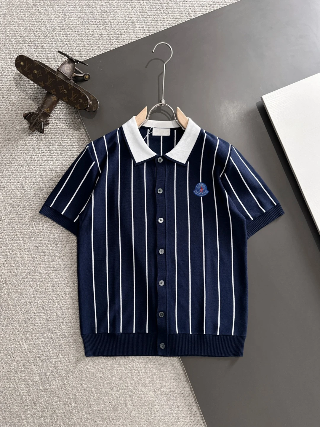 Moncler T-Shirt — 5041630b