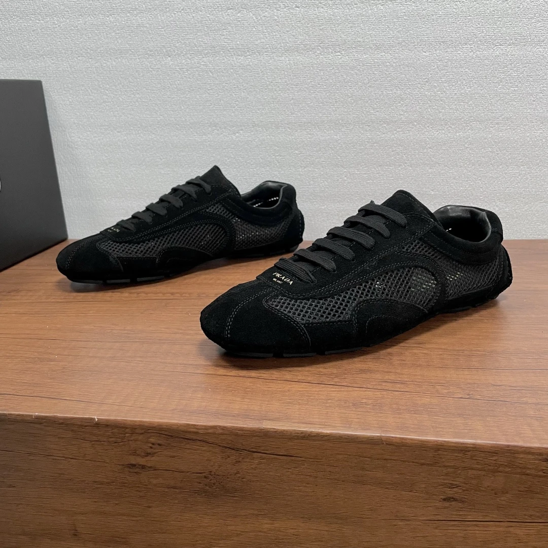Prada Sneakers — 79df6614