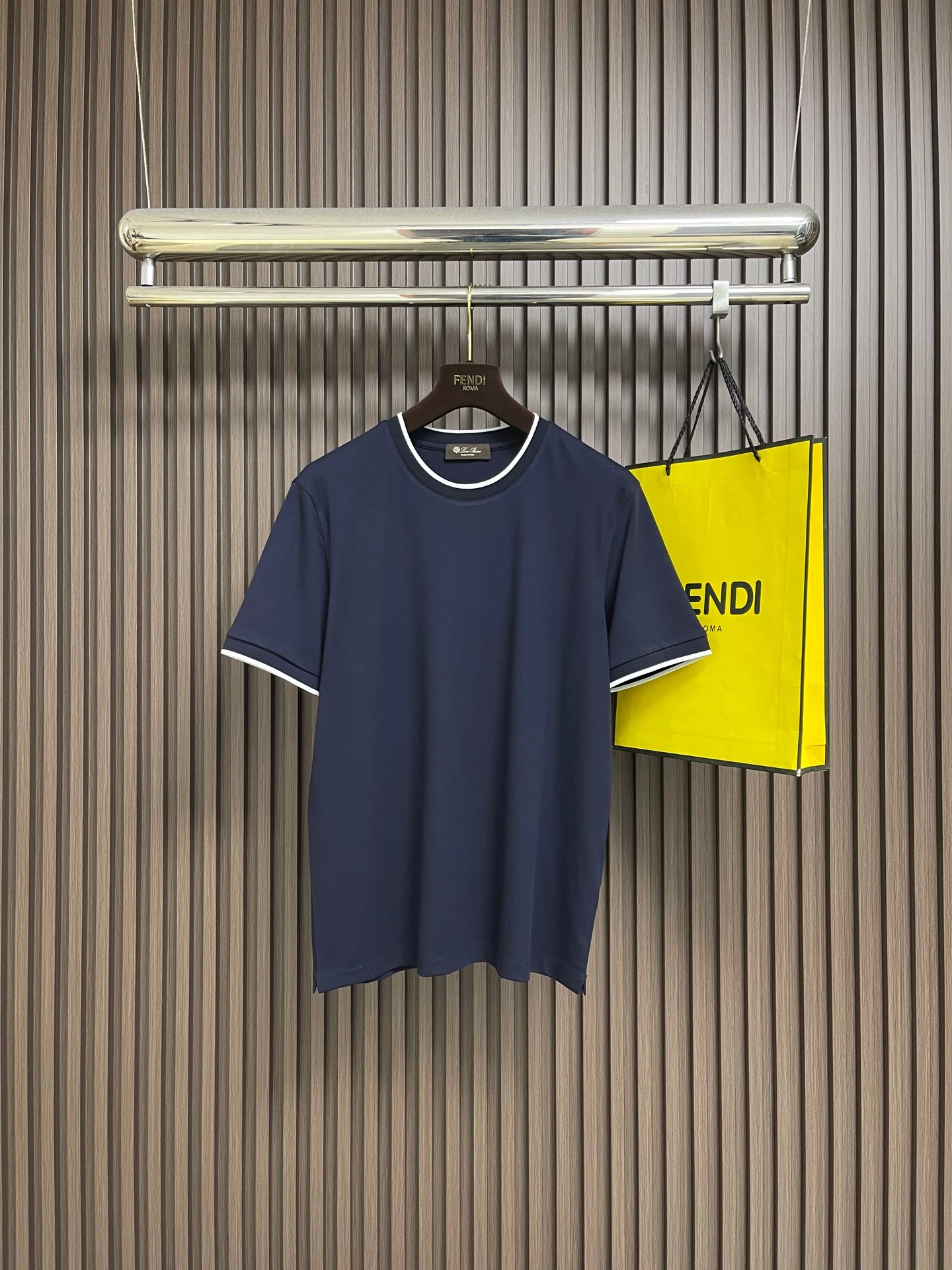 Loro Piana T-Shirts — 34a6e625