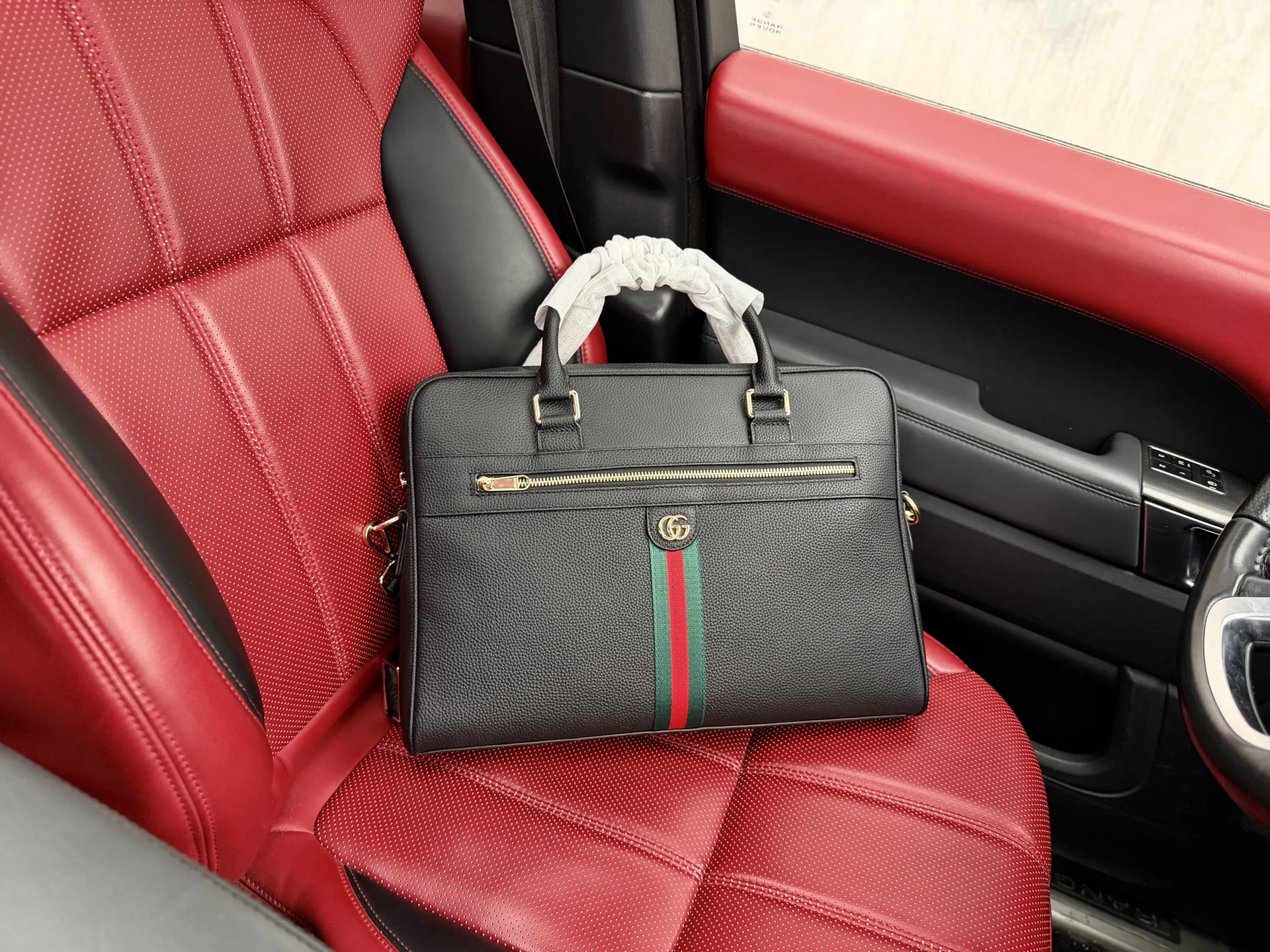 Gucci Bag — a5b2a77f