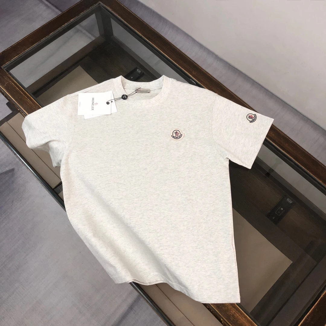 Moncler T-Shirt — eb4c0dbf