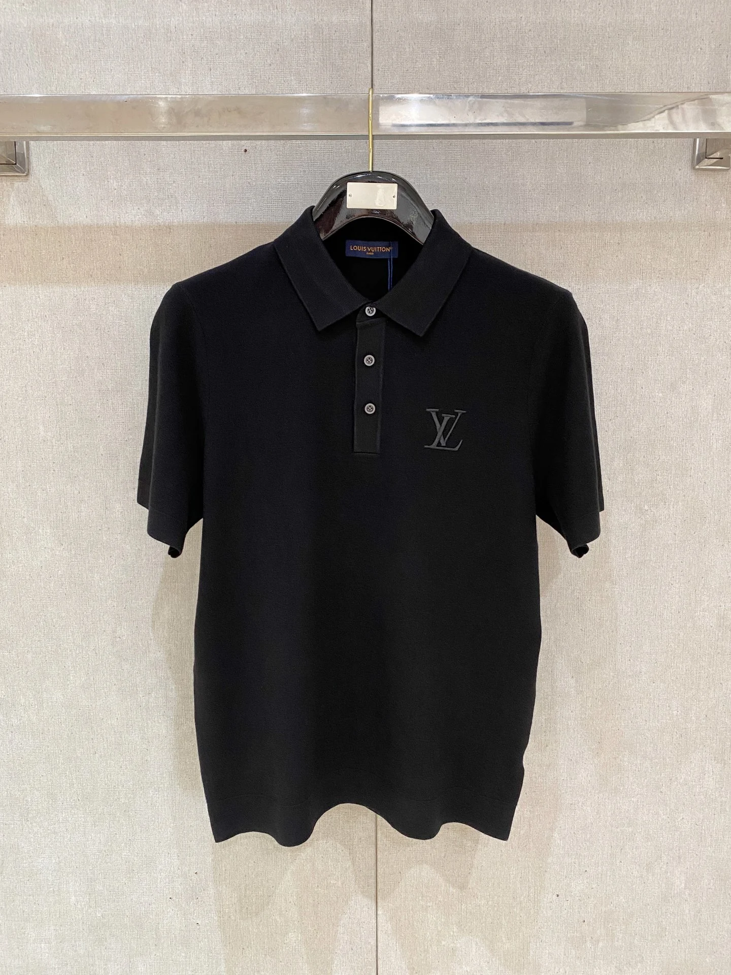 Louis Vuitton T-Shirt — ce1a6fc8