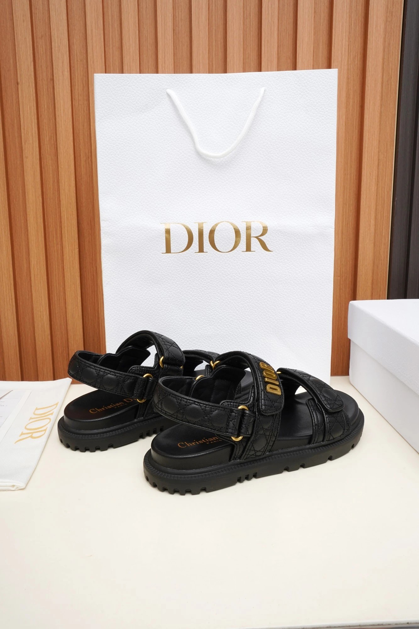 Dior Shoes — 09b94b0a