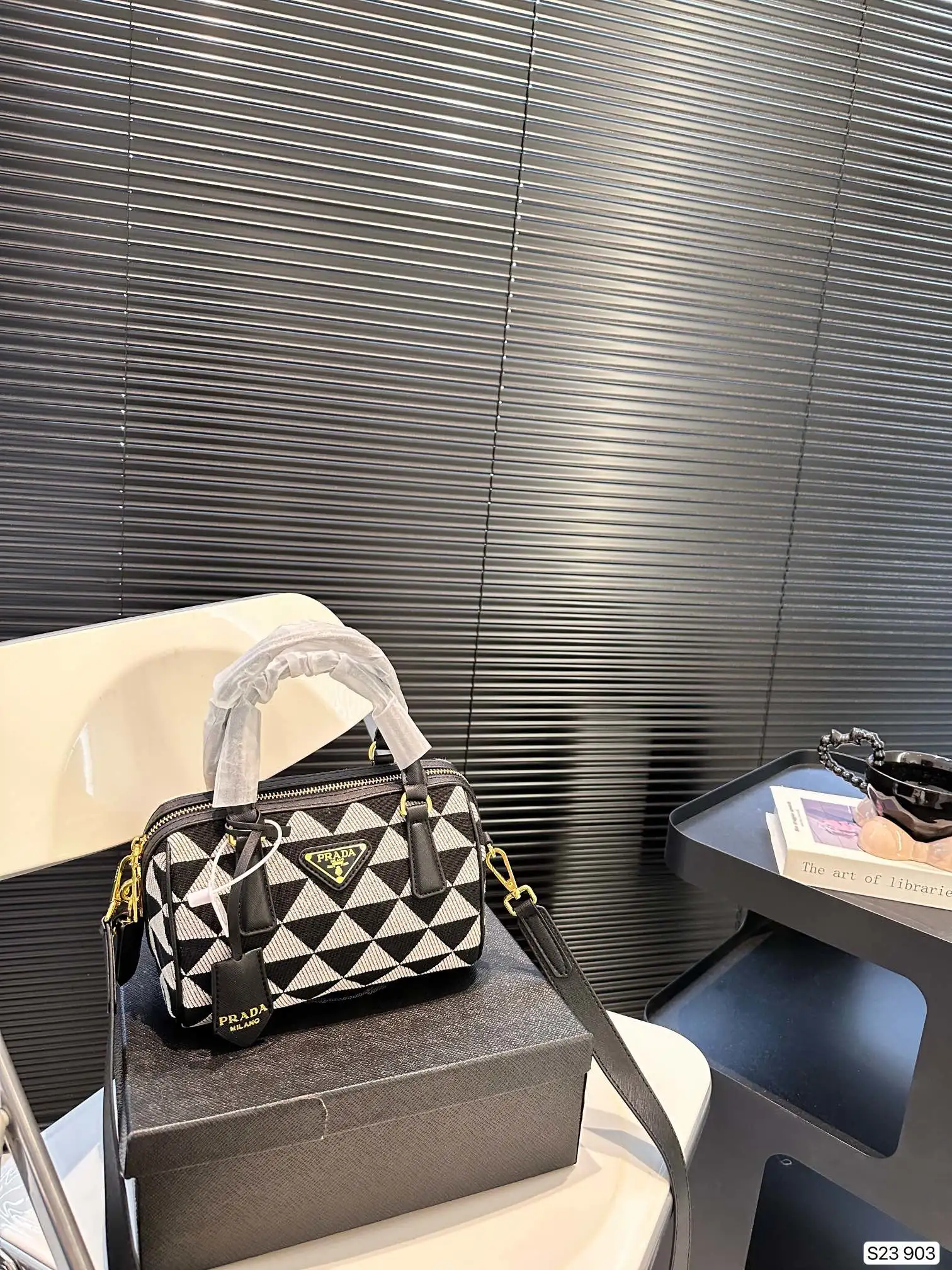Prada Bag — 62f97cc8