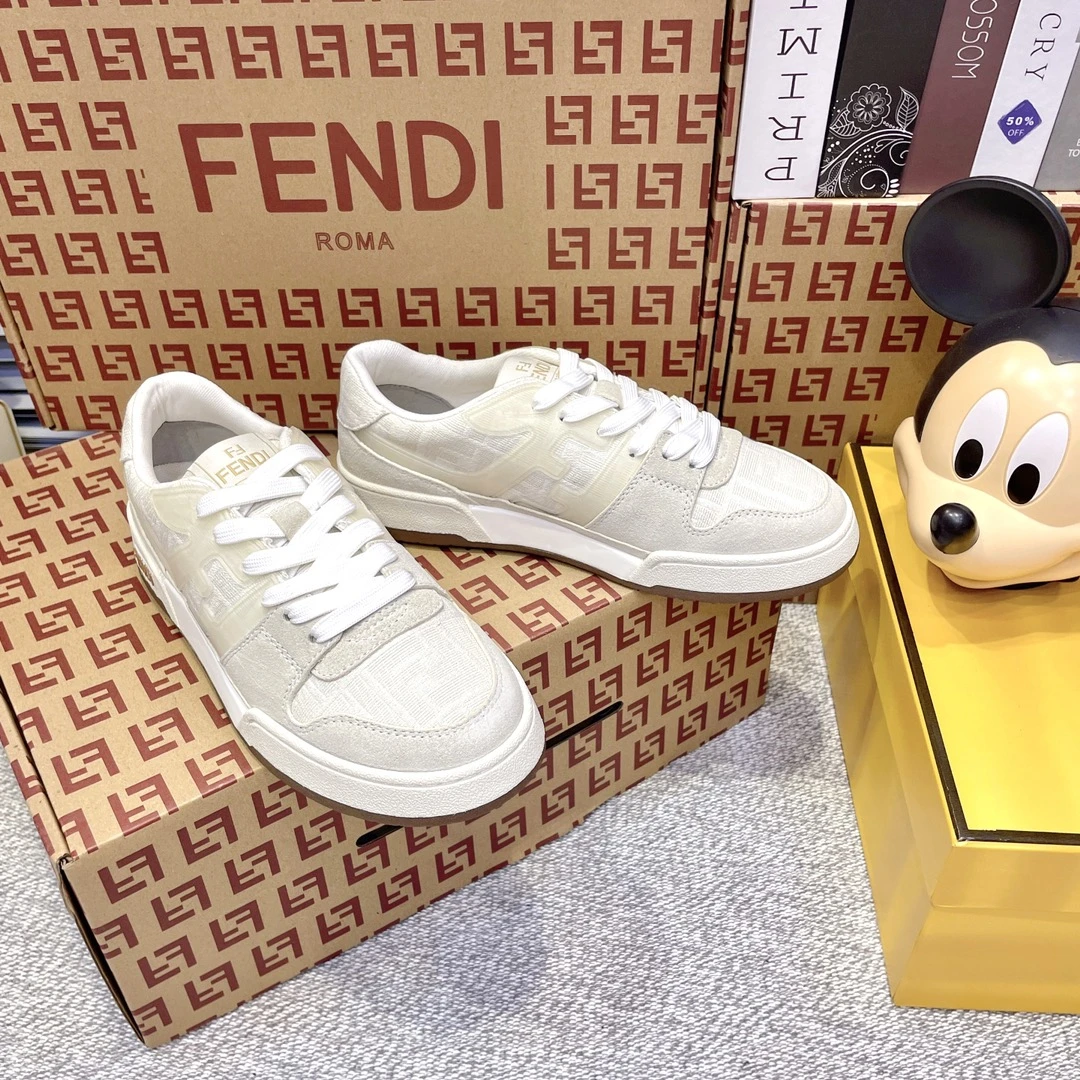 Fendi Sneakers — a064e60f